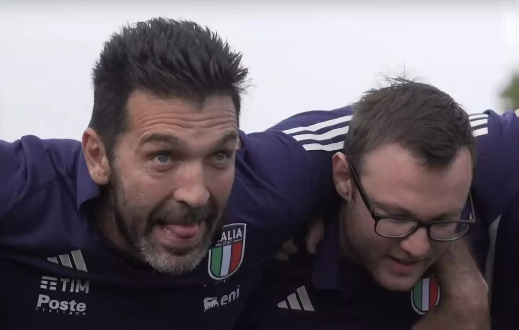 Игроки сб. Италии получили от Буффона сумасшедший заряд перед тренировкой (ВИДЕО)